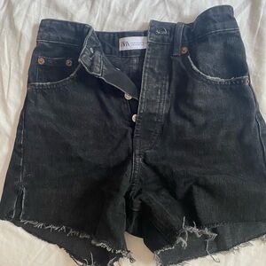 Zara Black Denim Button Up Women Shorts